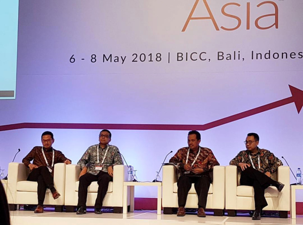 Diskusi  Panel  PT.Adaro Power, PT.PLN , PT Cirebon Power dan Ketua Harian APLSI  dalam  Coaltrans  Asia  2018