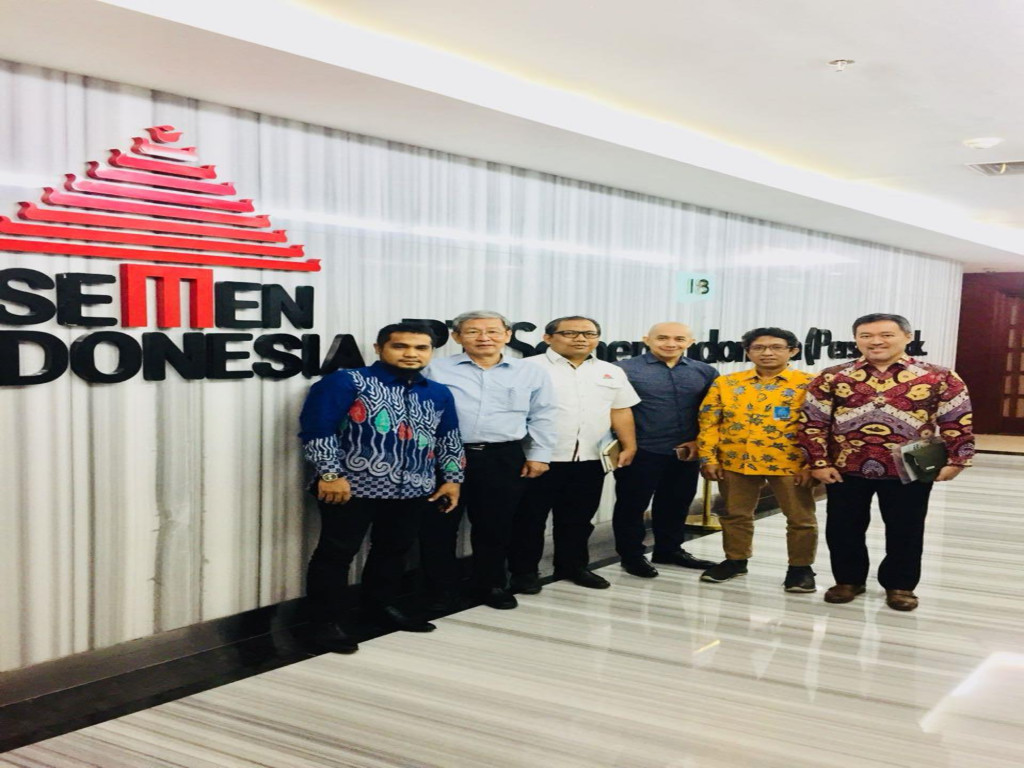 Diskusi  dengan Asosiasi  Semen  Indonesia 